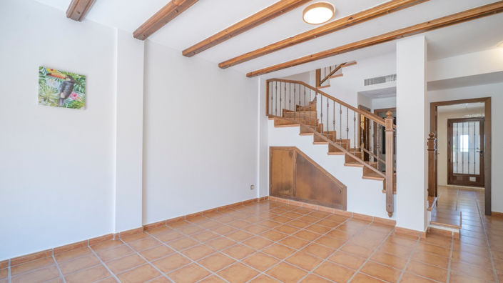 Image No.7-3 Bed Property for sale