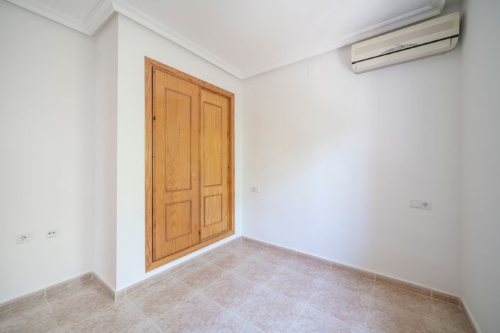 Image No.16-3 Bed Villa for sale