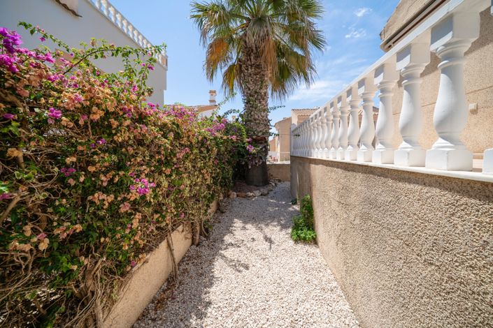 Image No.30-3 Bed Villa for sale