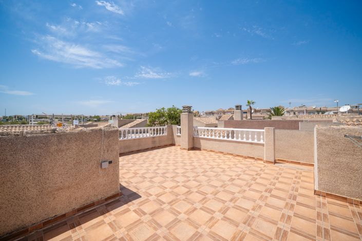 Image No.34-3 Bed Villa for sale