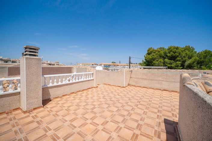 Image No.35-3 Bed Villa for sale