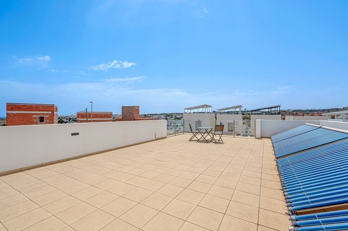 Image No.25-3 Bed Villa for sale