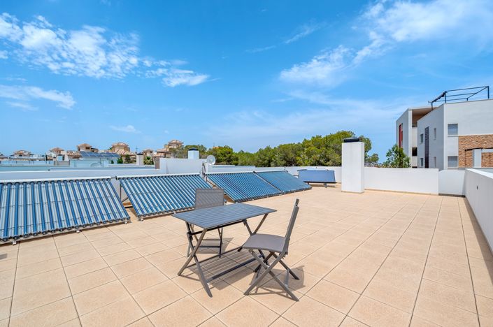 Image No.27-3 Bed Villa for sale