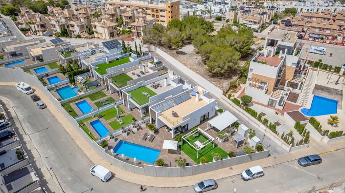 Image No.3-3 Bed Villa for sale