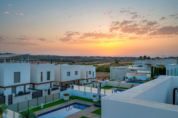Image No.38-3 Bed Villa for sale
