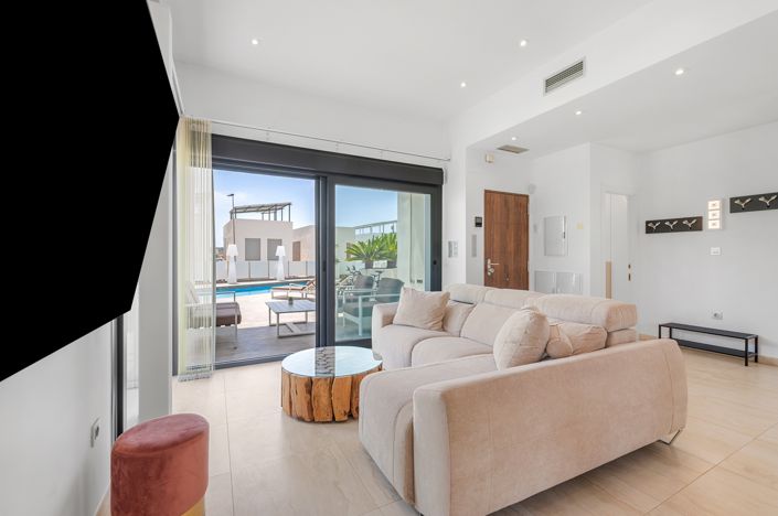 Image No.6-Villa de 3 chambres à vendre à Villamartin