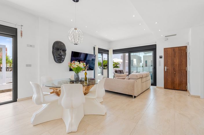 Image No.9-Villa de 3 chambres à vendre à Villamartin