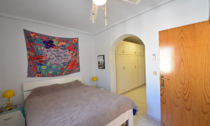 Image No.10-4 Bed Villa for sale