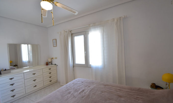 Image No.11-4 Bed Villa for sale