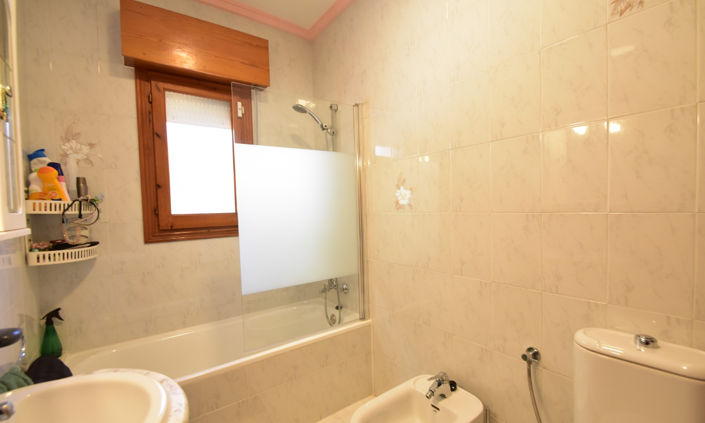 Image No.15-4 Bed Villa for sale