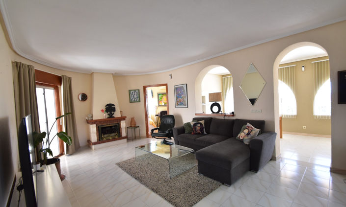 Image No.5-4 Bed Villa for sale