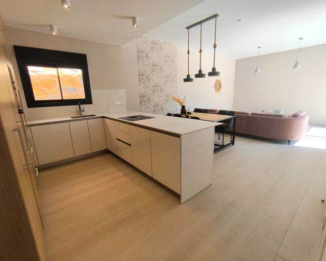 Image No.7-3 Bed Villa for sale