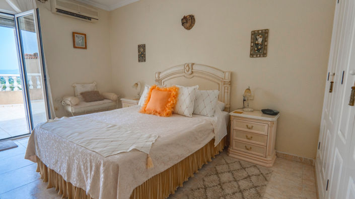 Image No.25-5 Bed Villa for sale