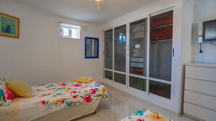 Image No.34-5 Bed Villa for sale