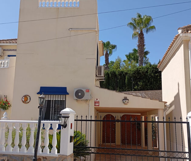 Image No.2-Villa de 3 chambres à vendre à Villamartin