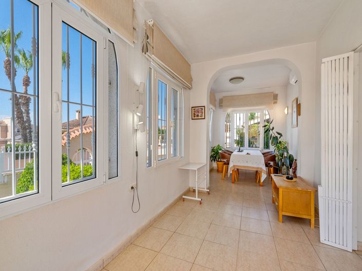 Image No.14-5 Bed Villa for sale