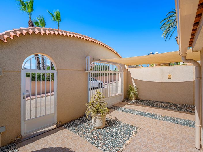 Image No.39-5 Bed Villa for sale