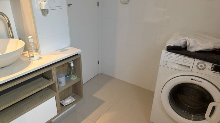 Image No.10-4 Bed Villa for sale