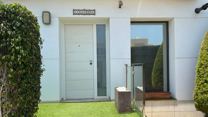 Image No.3-4 Bed Villa for sale