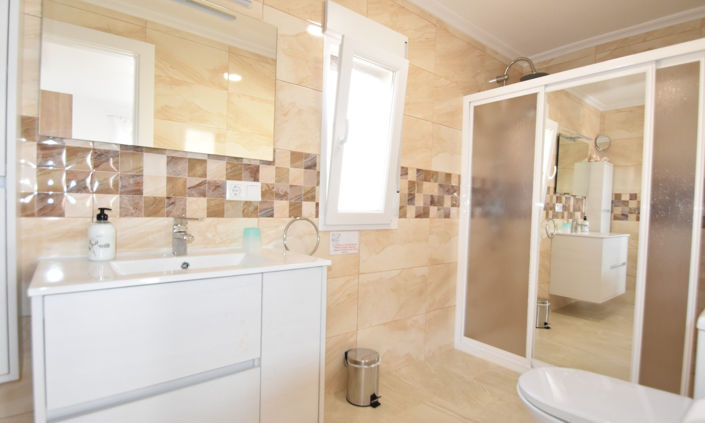 Image No.18-3 Bed Villa for sale