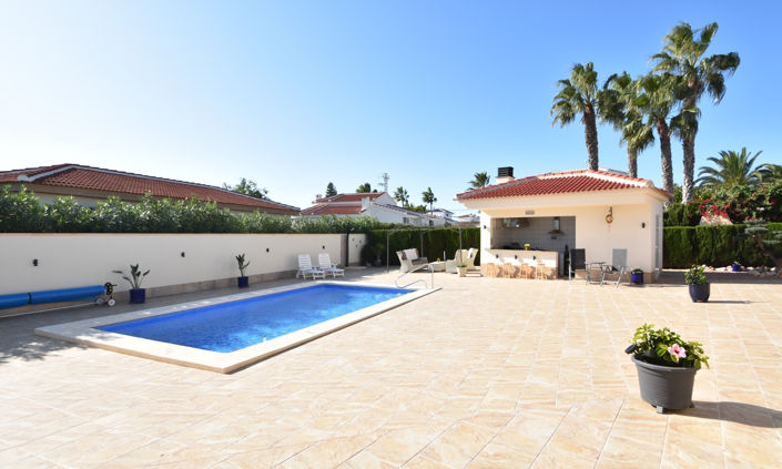 Image No.25-3 Bed Villa for sale