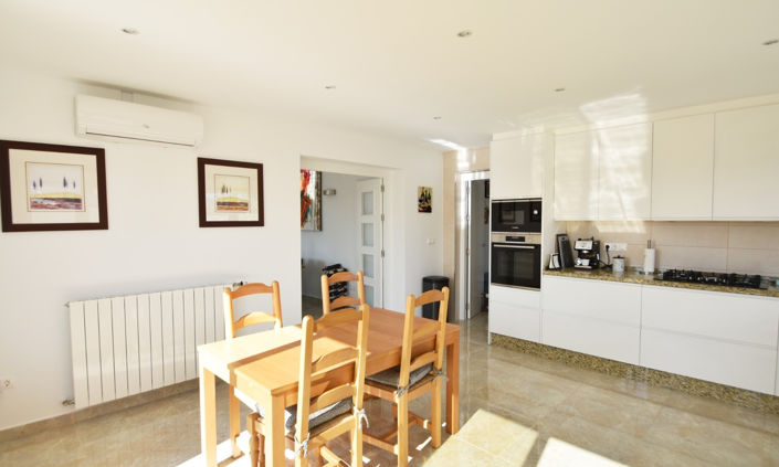 Image No.5-3 Bed Villa for sale