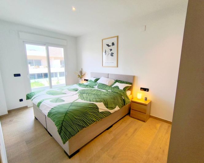 Image No.13-2 Bed Apartment for sale