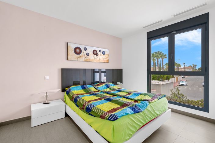 Image No.21-3 Bed Villa for sale