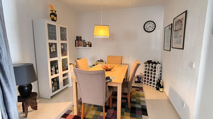 Image No.10-3 Bed Property for sale