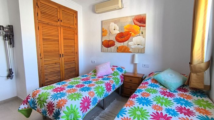 Image No.11-3 Bed Property for sale