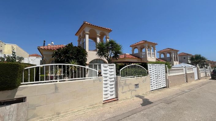 Image No.1-Villa de 3 chambres à vendre à Algorfa