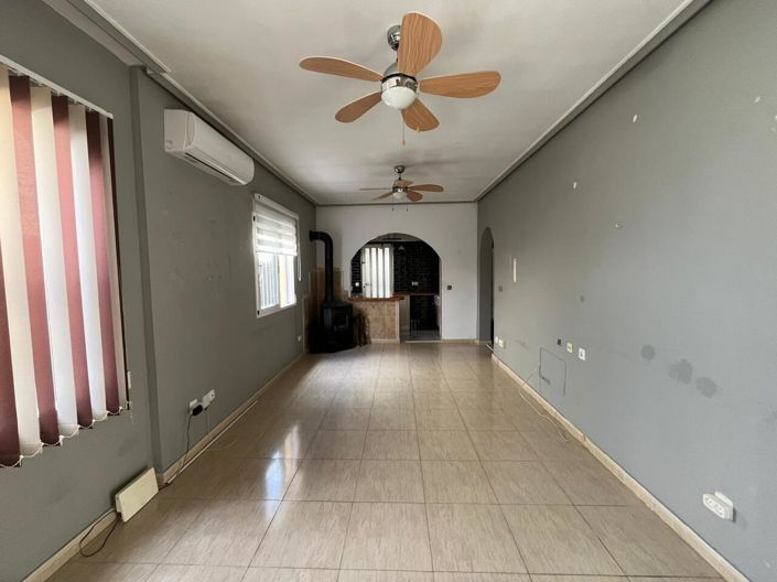 Image No.8-3 Bed Villa for sale