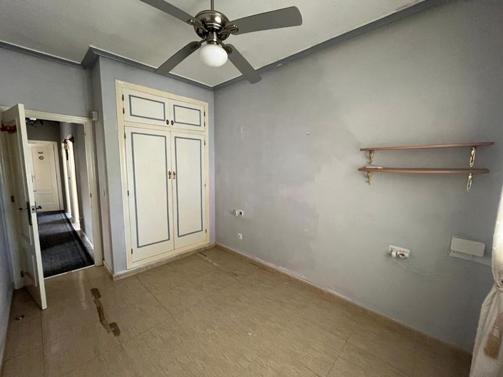 Image No.9-3 Bed Villa for sale