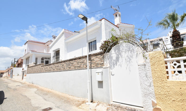 Image No.1-Villa de 4 chambres à vendre à Ciudad Quesada