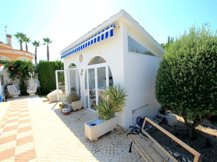 Image No.33-3 Bed Villa for sale