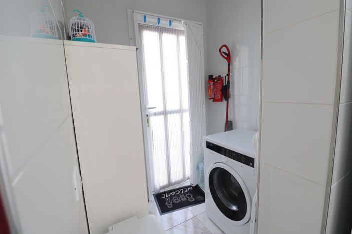 Image No.11-3 Bed Villa for sale