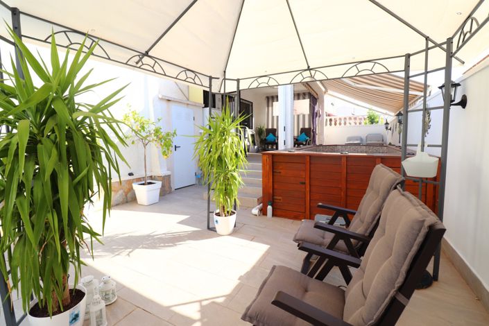 Image No.21-3 Bed Villa for sale