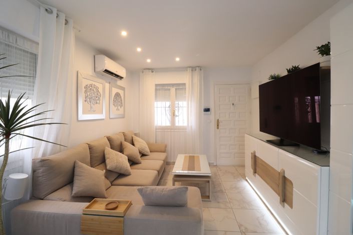 Image No.4-3 Bed Villa for sale