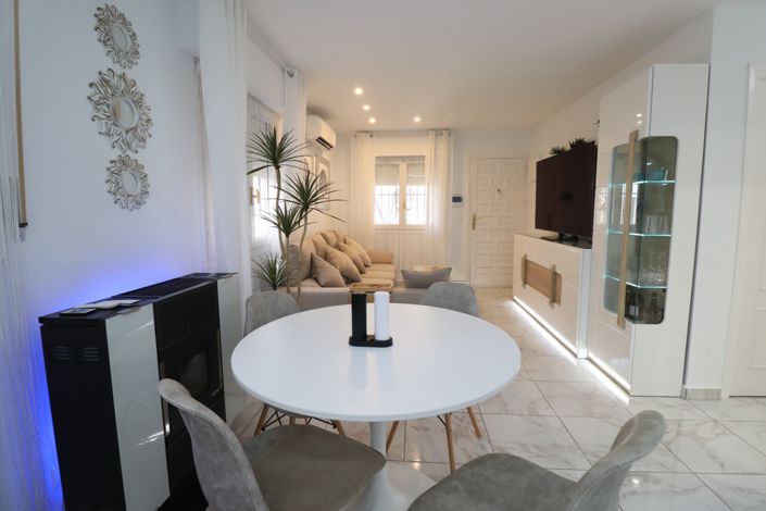 Image No.8-3 Bed Villa for sale