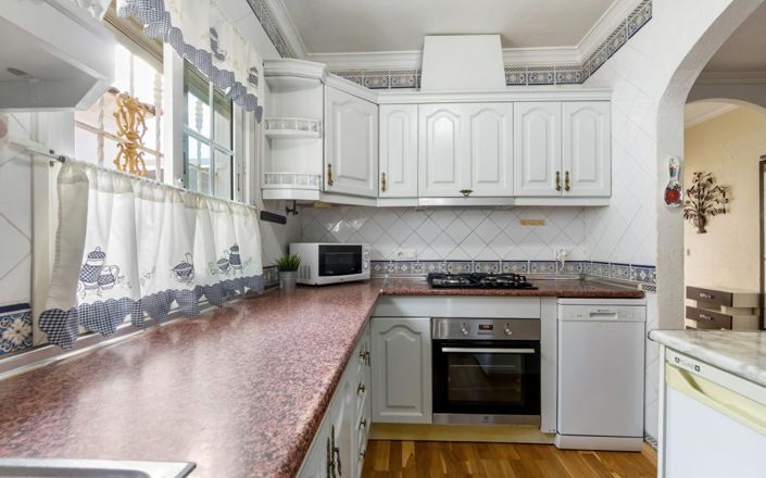 Image No.12-3 Bed Villa for sale