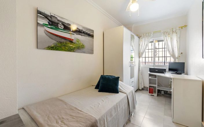 Image No.17-3 Bed Villa for sale