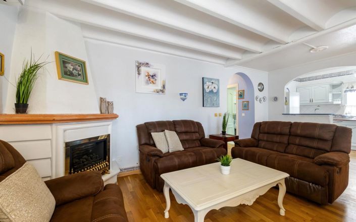 Image No.7-3 Bed Villa for sale