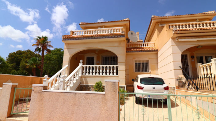 Image No.1-3 Bed Townhouse for sale