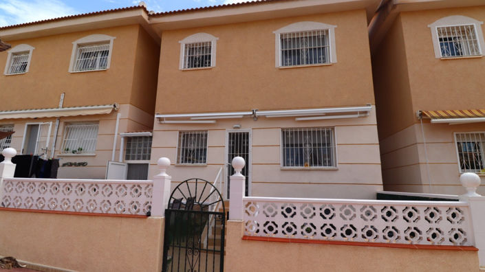 Image No.22-3 Bed Townhouse for sale