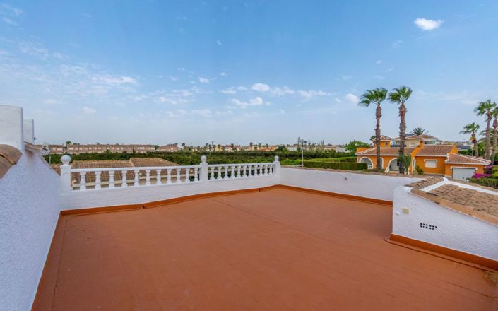 Image No.26-3 Bed Villa for sale