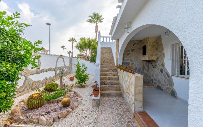 Image No.31-3 Bed Villa for sale