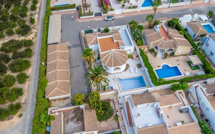 Image No.40-3 Bed Villa for sale