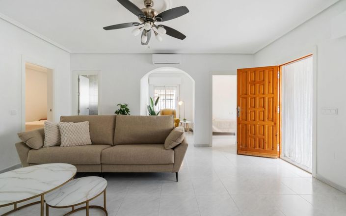 Image No.7-3 Bed Villa for sale