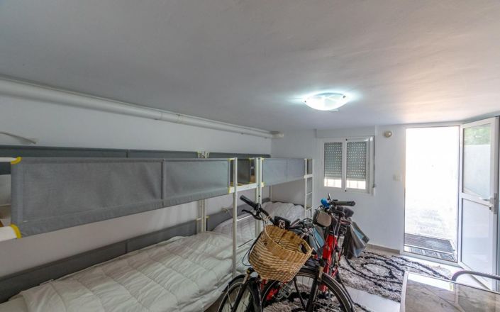 Image No.19-4 Bed Villa for sale