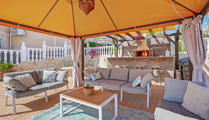 Image No.42-5 Bed Villa for sale